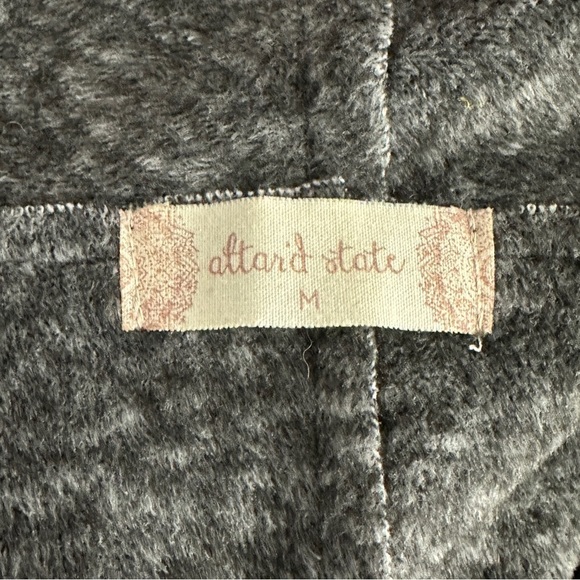 Altar'd State gray open vest medium - Picture 6 of 7